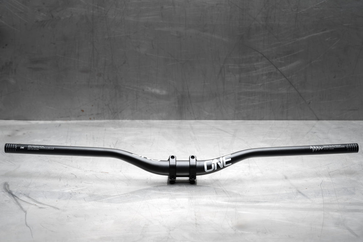 OneUp Components Aluminum Handlebar - 35mm Rise - The Lost Co. - OneUp Components - 1C0695 - 062821940606 - -